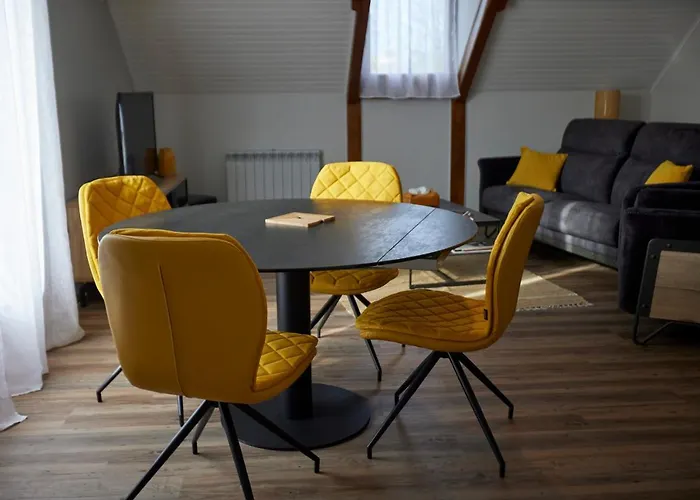 L'appart De La Grande Boutique Du Vin * 博讷